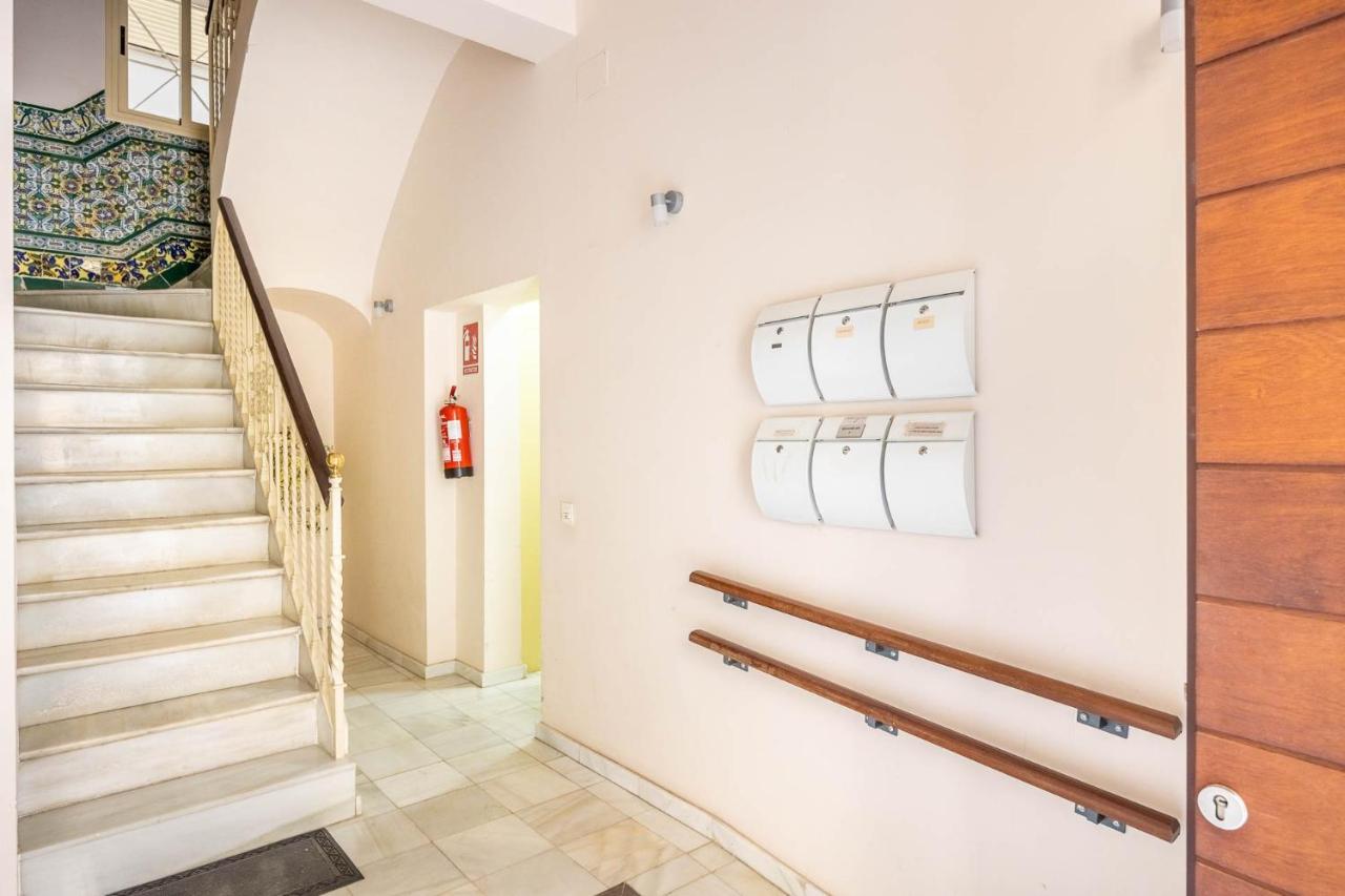 Apartamento Hercules - Vacacional Sevilla المظهر الخارجي الصورة