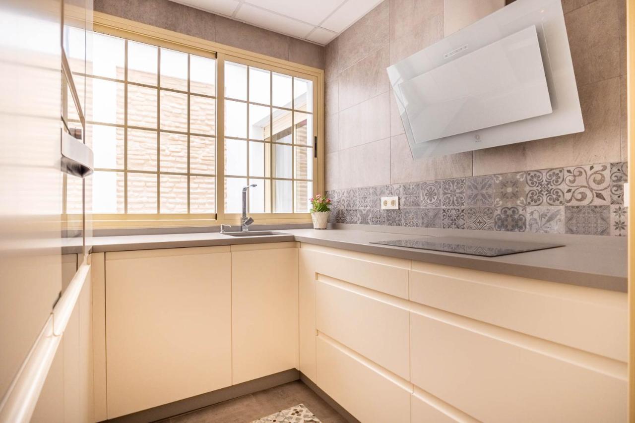 Apartamento Hercules - Vacacional Sevilla المظهر الخارجي الصورة